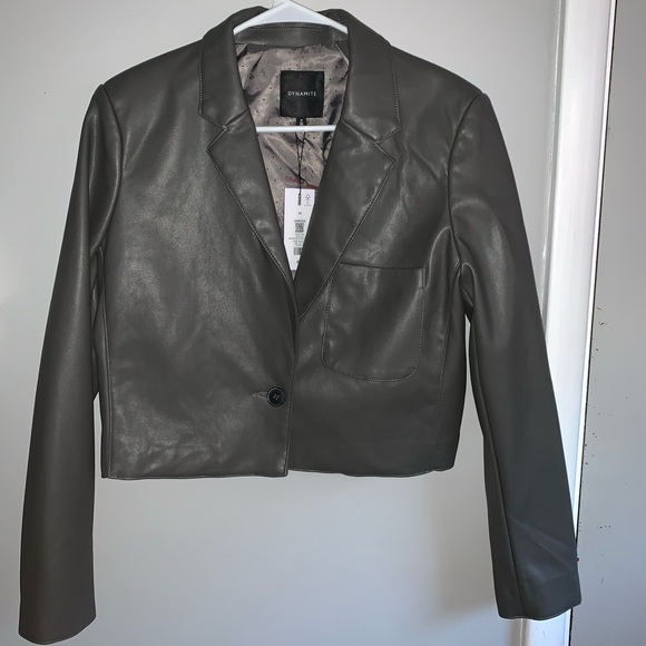 Faux leather blazer - Picture 2 of 6
